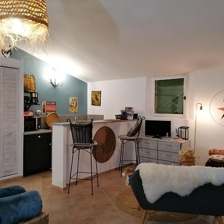 Studio Au Milieu D Une Oliveraie Le Mas De La Huppe Турретт-сюр-Лу Екстер'єр фото